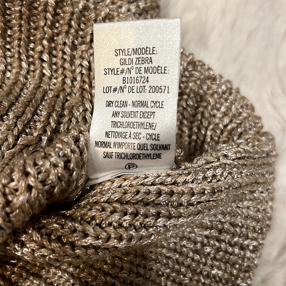 THEORY Gold Metallic Knitted Sweater - Picture 4 of 9